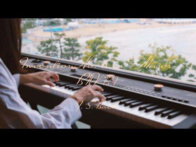 " J. S. Bach - Invention No. 8 in F Major BWV 779 " performed on piano by Vikakim.