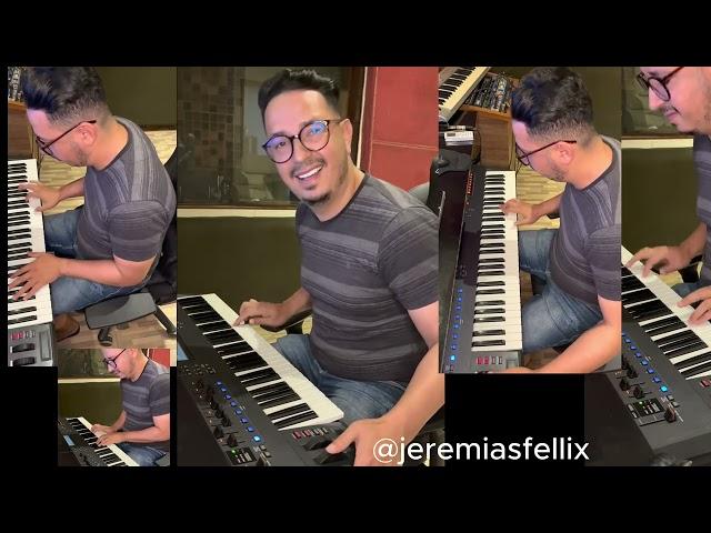 Jeremias Felix gravando com sampler da scandalli super VI conservatory  (Musica se lembra coração)