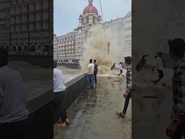 Gateway of India || Sea Waves|| Barish || Sachin Pal Vlogs||#mumbai #waves #rain