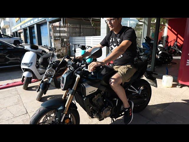 Unboxing HONDA E-Clutch CB650R new 2024 motorcycle and first start