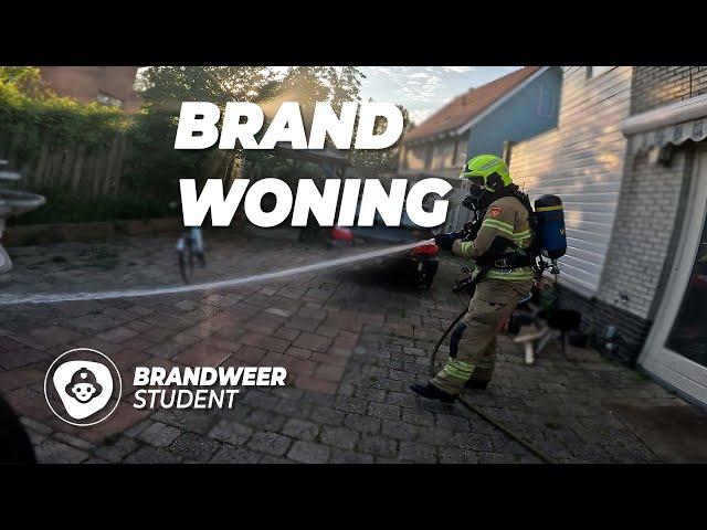 BREEKT BRAND UIT IN EEN WONING!