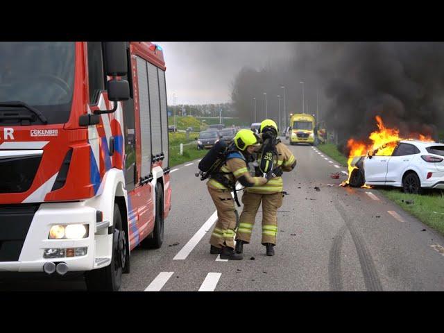 Autobrand na ongeval N482 Sliedrecht