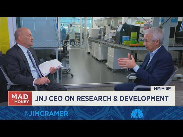 Johnson & Johnson CEO touts 'smart' data approach to new medicines at new research center