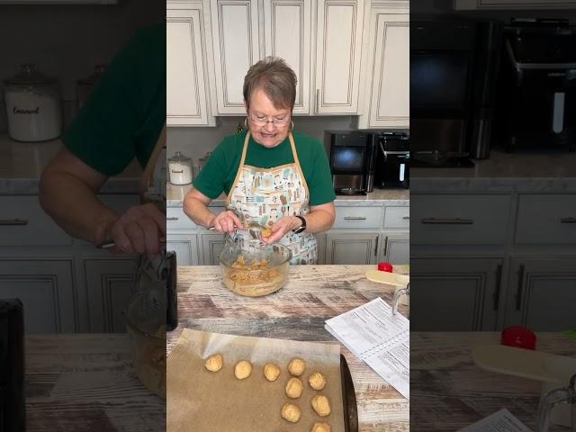 Easy no-bake peanut butter balls | Christmas baking with a great grandmother | Southern grandma