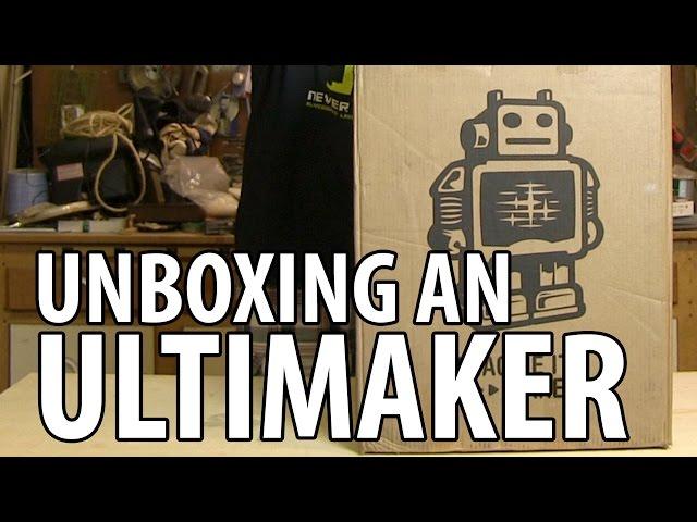 3D Printing: Ultimaker 2+ Unboxing and First Use