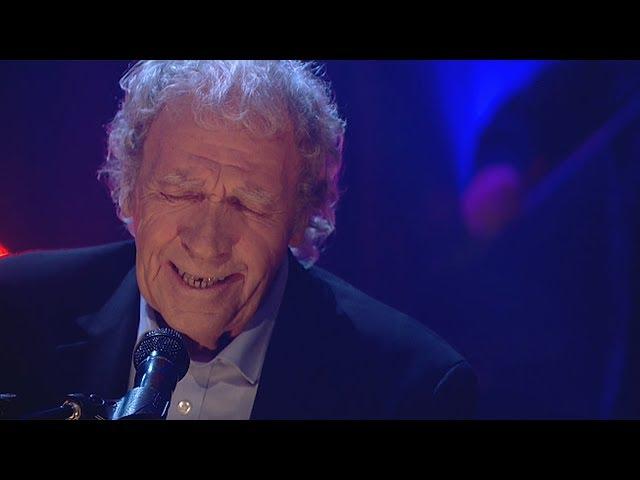 'I Remember You Singing This Song, Ma' - Finbar Furey | The Late Late Show | RTÉ One