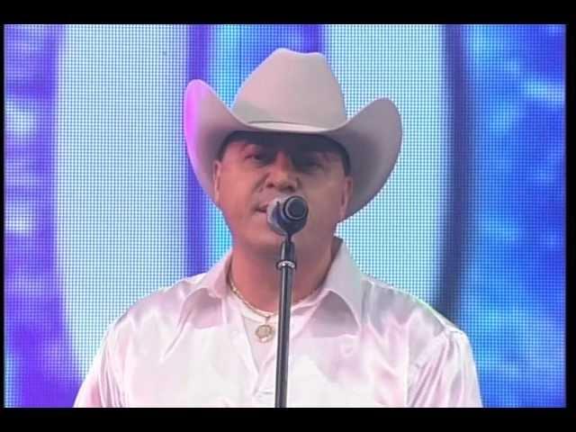 Lalo y los Descalzos - Que Hay En Tu Mirada 2011