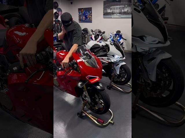 V4S or S1000RR?! 