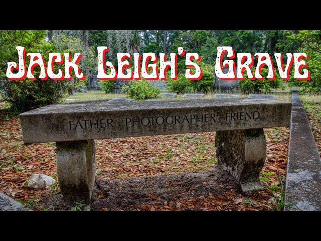 Grave of Savannah Bird Girl Statue Photographer Jack Leigh