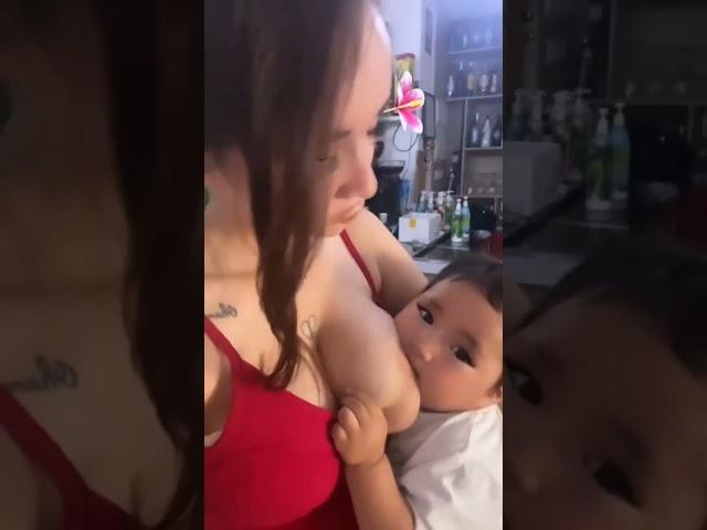 ASI Janda Muda #mama #janda #muda #menyusui #bayi #putih #mulus #seksi #montok #cantik