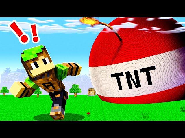 FOOLING My FRIENDS With OVERPOWERED TNT (Minecraft)