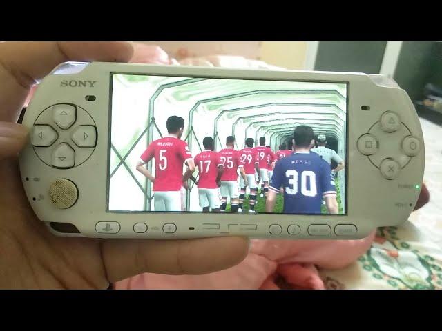 eFootball PES 2022 on Playstation portable 3000 ( psp 3000 )