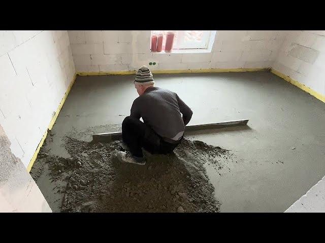 TimeLapse - How We Made Underfloor Heating & Finishing Floor Screed