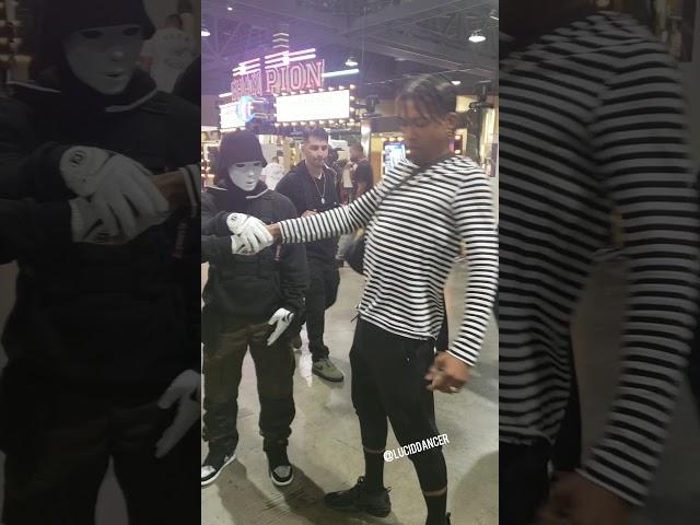 When you shake hands with the Jabbawockeez | TikTok @halucidnate