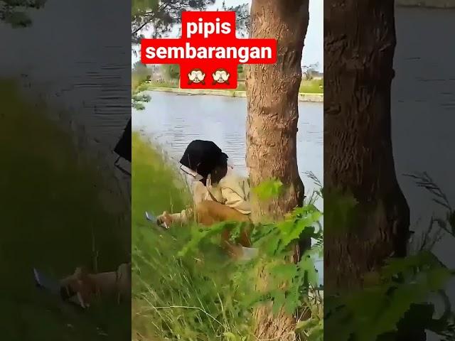 cewek pipis sembarangan #shorts# #meme #funny #funnyvideo #funnyshorts