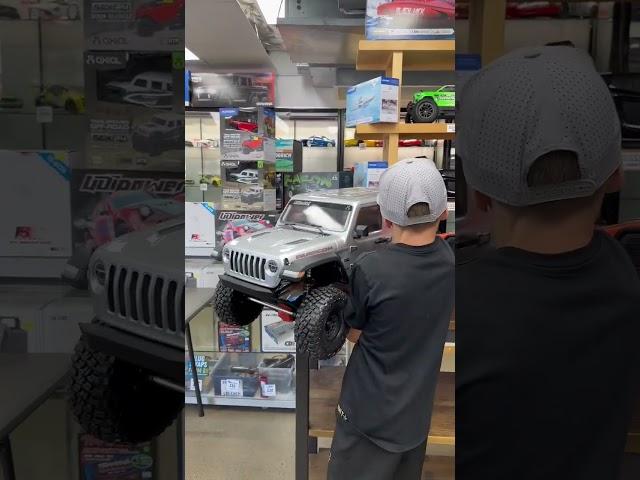 The Massive Axial SCX6 #rccar #carvideos #trending