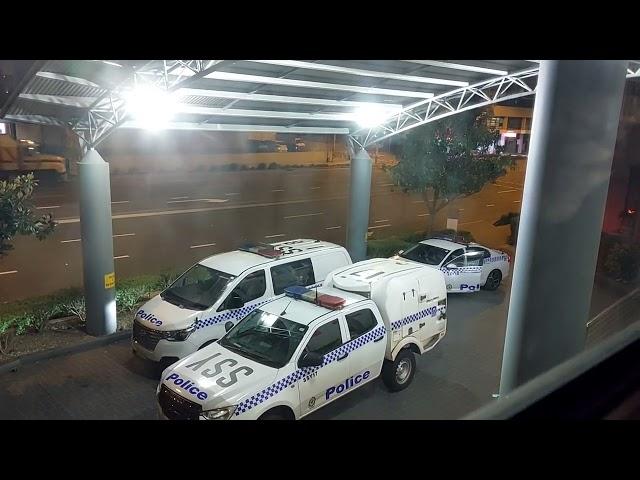 Police arrive at the Ibis Sydney Airport Hotel ----17 September 2024---12:15 a.m.