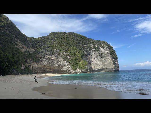 Going Down to the Kelingking Beach, Nusa Penida, 2023/05