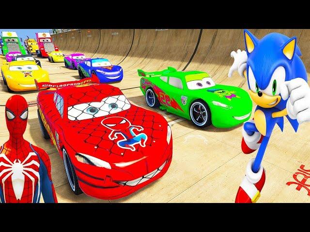 SPIDERMAN Vs HULK McQueen Friends CARS Mega TITANS Ramp ! SUPERHERO Mack Truck Epic New Race - GTA V