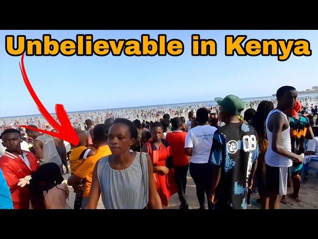 Unbelievable Moment in Africa Mombasa Kenya When The  People Flooded This Beach On Christmas day