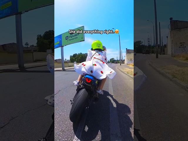 A girl in a DRESS on a motorcycle, that's FUNNY #bikelover #moto #bikelife #funnyvideo