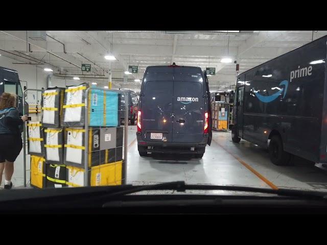 Amazon Delivery Driver Van Loading Ride Along - Entering The Warehouse 