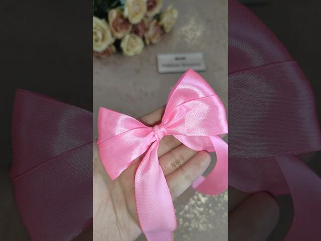 Diy crafts/How to Make Simple Easy Bow/Ribbon Hair Bows Tutorial/Diy beauty and easy#shorts #diy