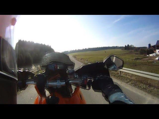 KTM 990 SMT - street run - powered by Foo Fighters, Motörhead, Social Distortion and Tankcsapda