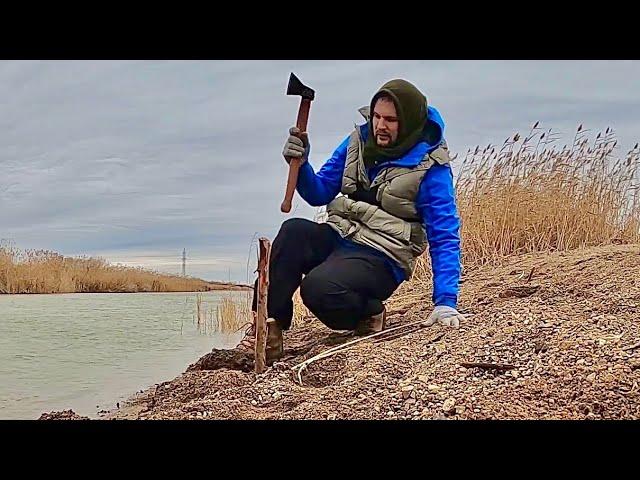 Я ВСЕ-РАВНО ЕГО ПОЙМАЮ!!! Рыбалка В НЕПОГОДУ с ночевкой на НАЛИМА. Печь пошехонка.