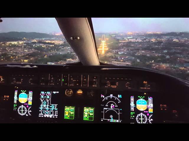 Learjet 45 landing WMSA, Mys