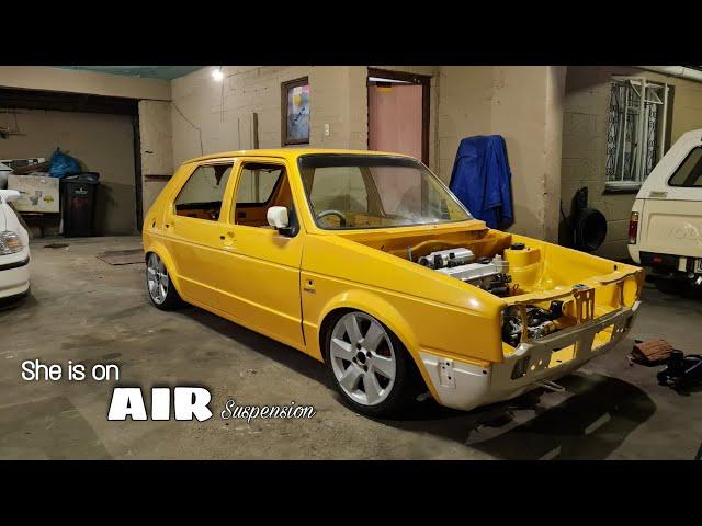 VW Citi Golf on Air Suspension: Getting that perfect fitment (by Es-tech Air)