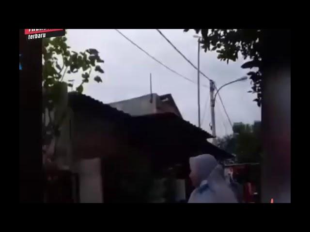 Emak emak ribut gara gara iri tetangga pasang wifi