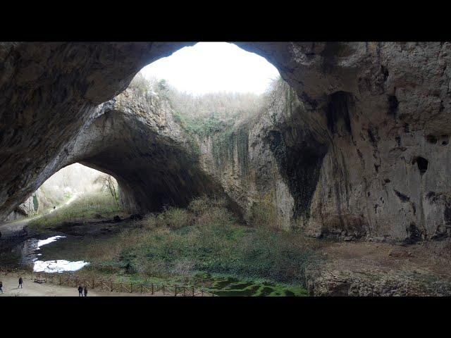 Devetashka cave and surroundings - drone video - DJI mini 2 - 4K