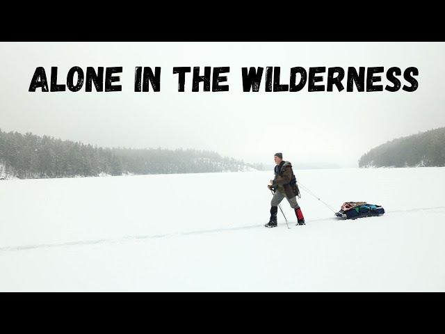Alone in the wilderness / Solo trek