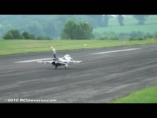 Jets Over Kentucky 2010 - F-16 Falcon, Rex Briant