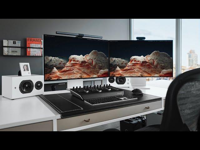 ULTIMATE Modern Desk Setup Tech Tour (2022)