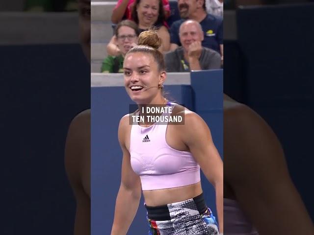 Fan PROPOSES to Maria Sakkari! 