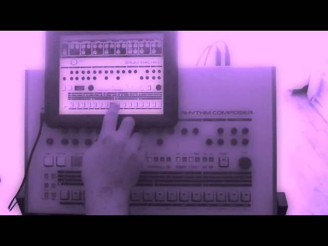 Roland TR909 & iPad Nineonine (Soundcheck)