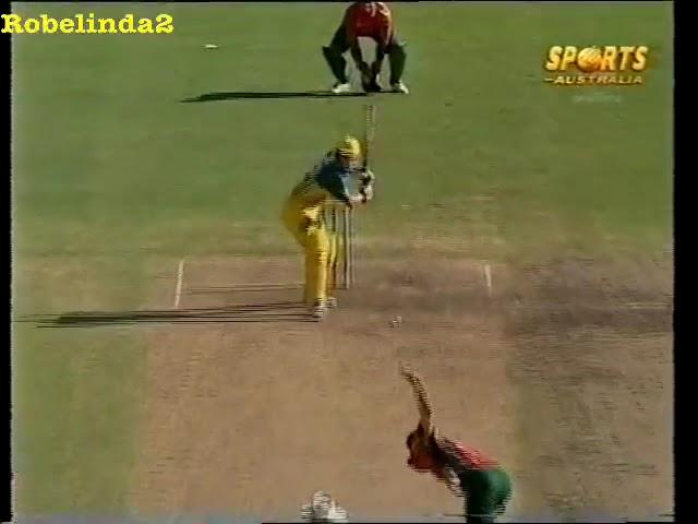Did Dhoni really invent the helicopter shot I call bullshit | robelinda.com Website is LIVE!