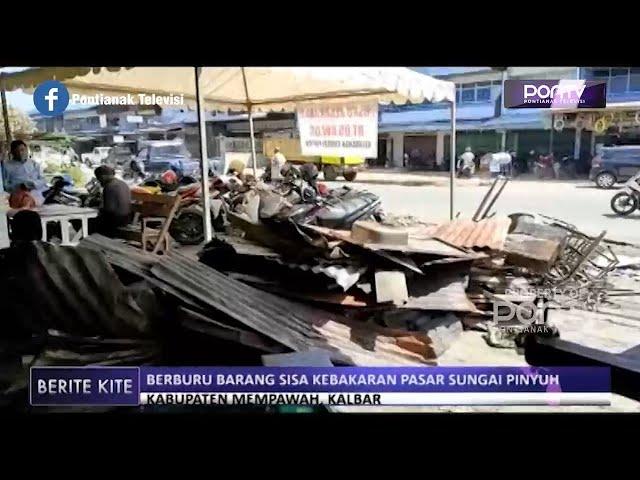 Berburu Barang Sisa Kebakaran Pasar Sungai Pinyuh