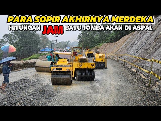 Heavy Equipment for Paving Jomba Stone Arrived