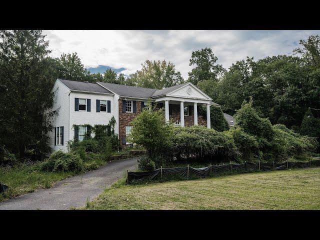 Surgeons $3.2 Million Dollar Abandoned Mansion | He Passed Away and His Wife Left EVERYTHING
