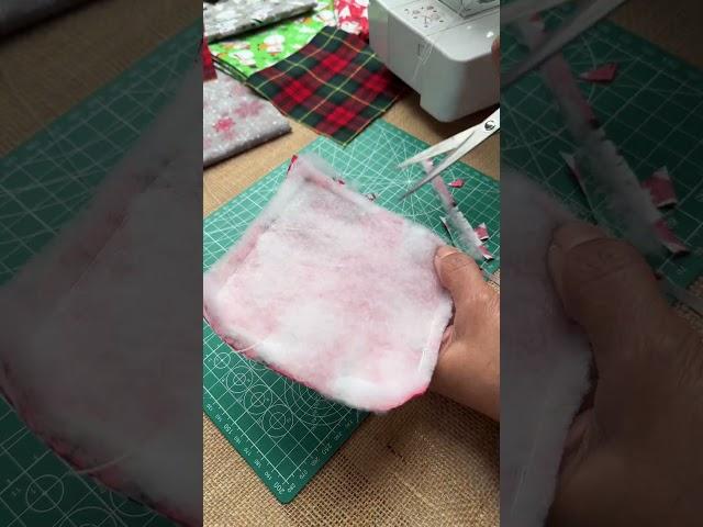 5 Minute Christmas Crafts | DIY Fabric Coaster Set #christmas #sewing  #craft #crafttutorial #diy