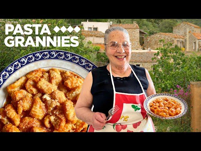 Easy Sardinian gnocchi called "ladeddos" | Pasta Grannies