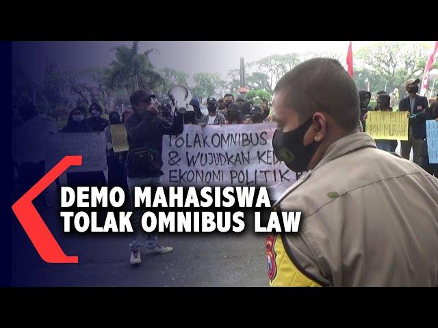 Puluhan Mahasiswa di Malang Demo Tolak Omnibus Law