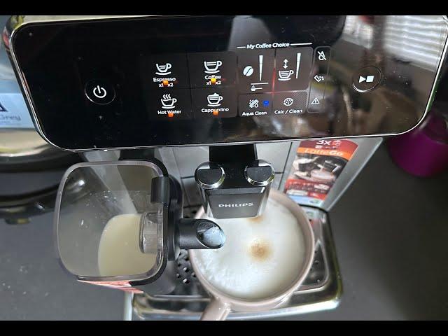 Philips Lattego setting the amount of milk and coffee