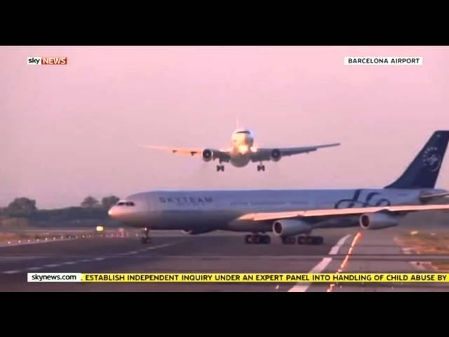 Near miss - Footage shows two planes almost colliding at barcelona airport