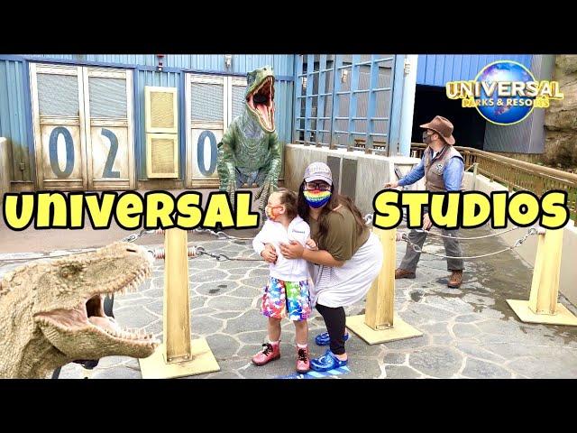 UNIVERSAL STUDIOS WITH THE MCLEOD FAM: We do Jurassic World, Harry Potter, The Simpsons, & more!