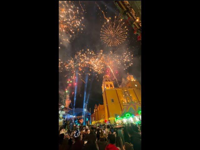 Happy New Year from Guanajuato full Fireworks show