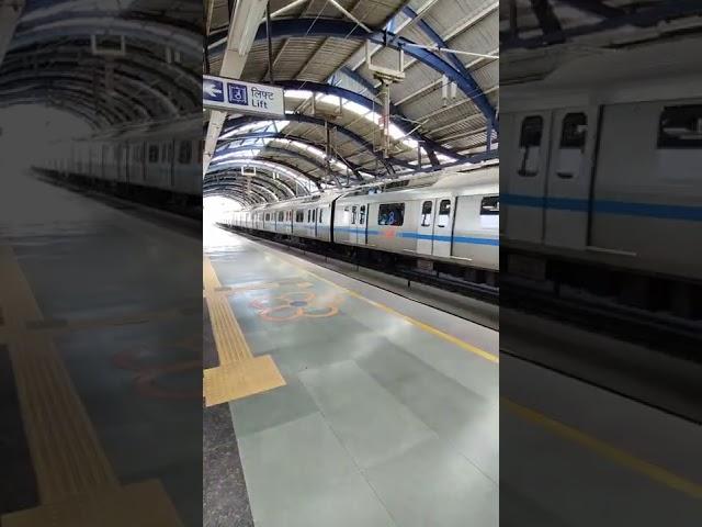 Delhi Metro Blue line, DMRC (Metro's sound)